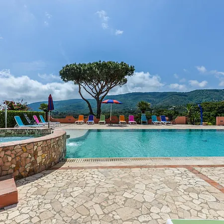 Apartment Il Melograno-3 By Interhome