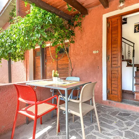 Apartment Il Melograno-3 By Interhome *